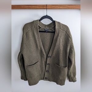 Banana Republic Cardigan Sweater Olive Green Long Sleeve Button Grandma Core